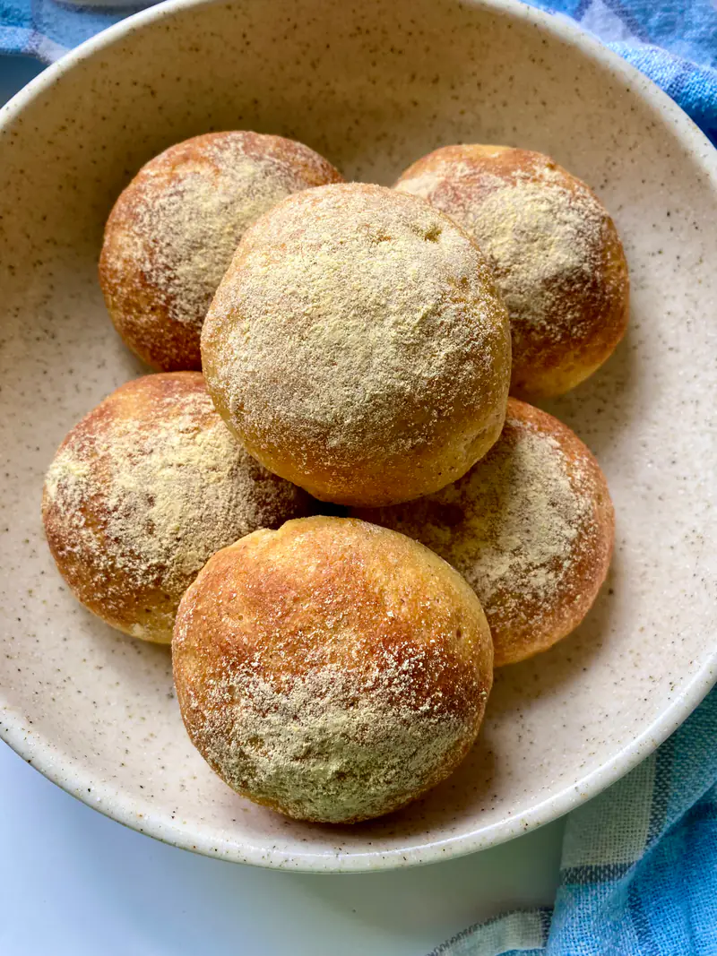 Mini pão de fubá sem glúten macio